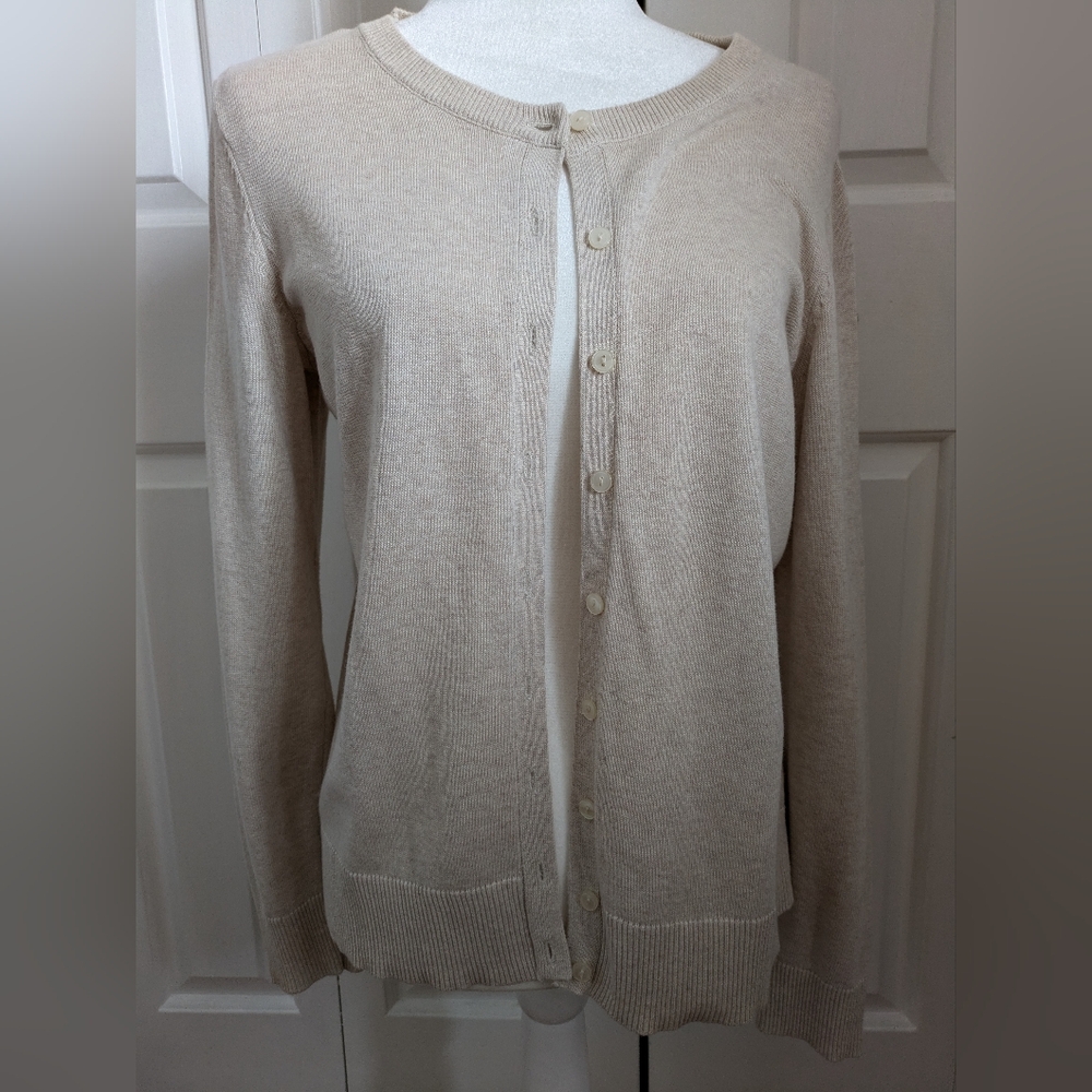 Croft and Barrow Women's tan to Cardigan Sweater